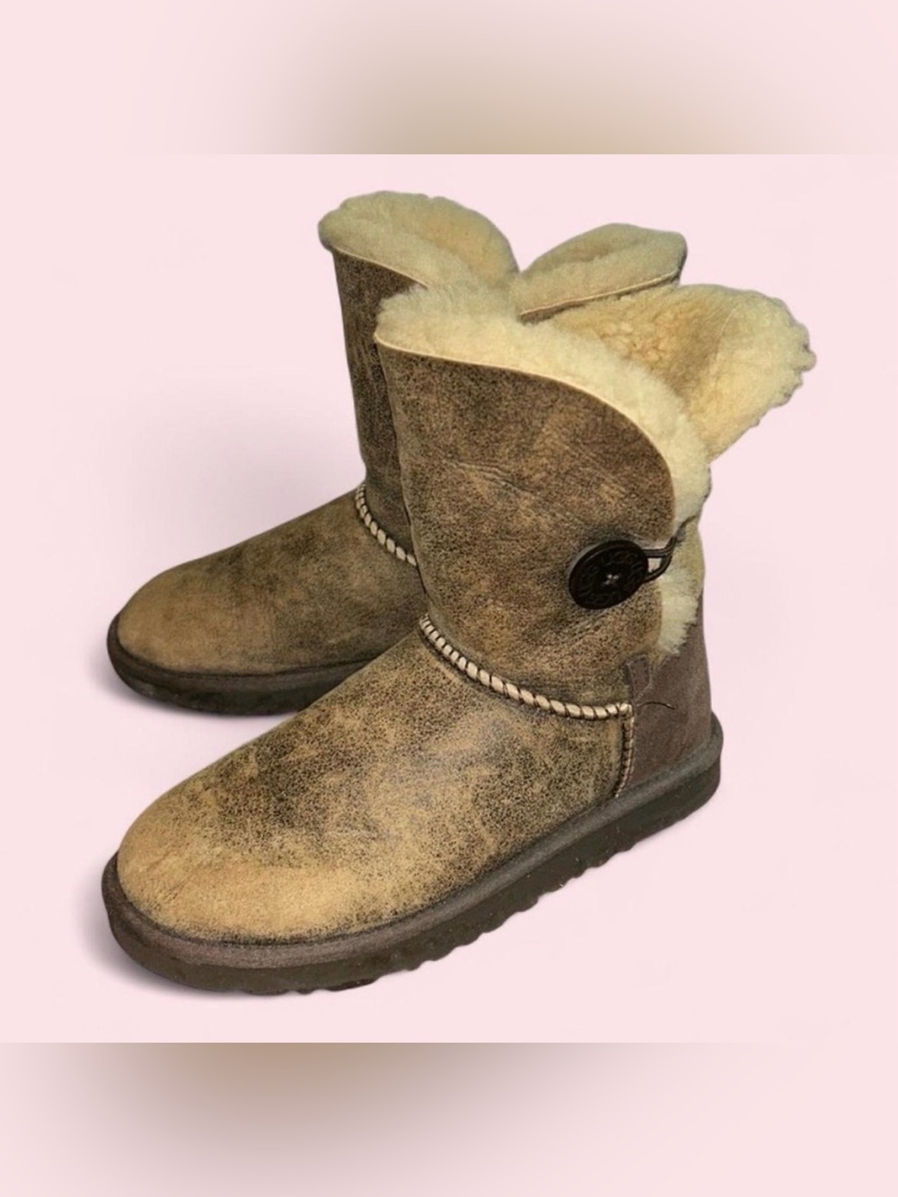 🤎UGG Women’s Size 7 Brown Ombré Bomber Boots🤎